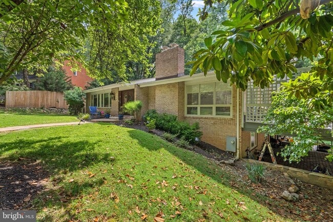 Building Photo - 7713 Arrowood Ct