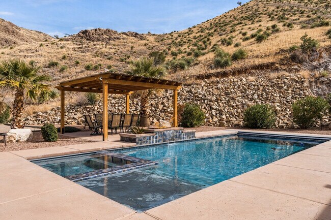 Building Photo - 12705 Chuck Wagon Rd