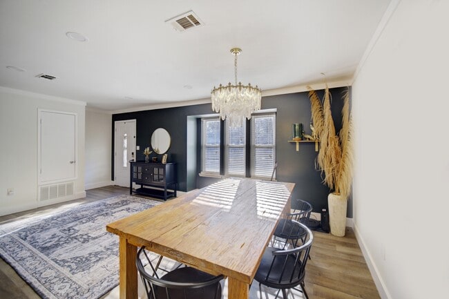 Building Photo - 1024 Juniper Ave