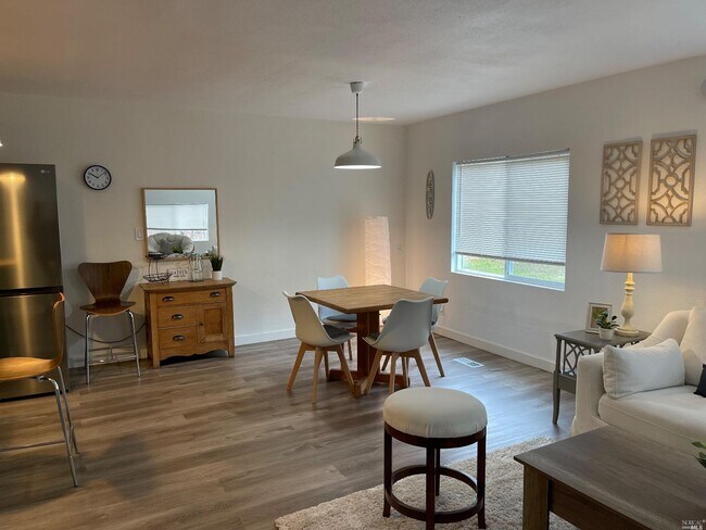 Building Photo - 5168 State Hwy 20