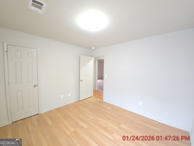 Building Photo - 2669 Deann Dr