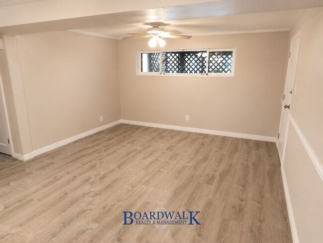 Building Photo - 432 E 400 S