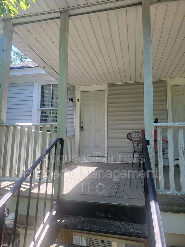 Building Photo - 1330 Wingfield St