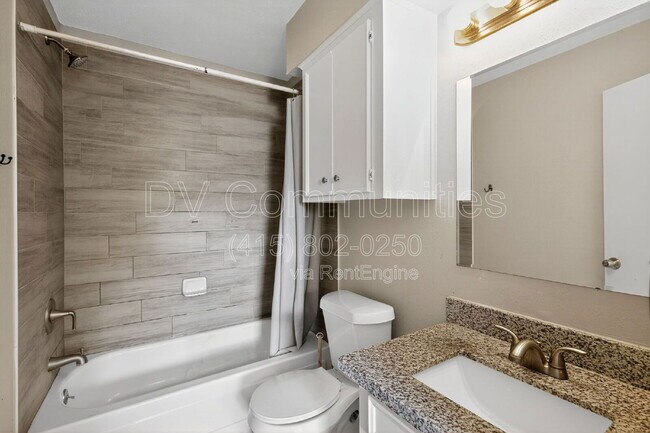 Building Photo - 7922 Coolgrove Dr