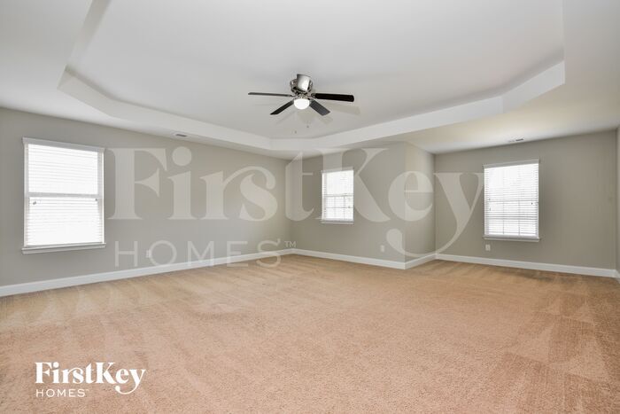 Building Photo - 2125 Farmdale Ct NE