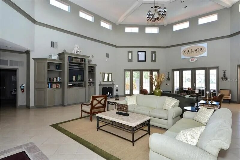 Building Photo - 1010 Villagio Cir