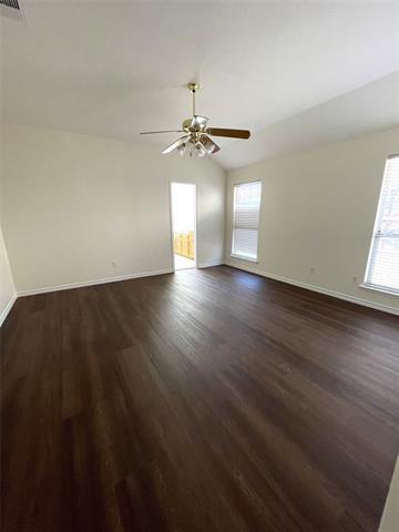 Building Photo - 1530 Summerfield Dr