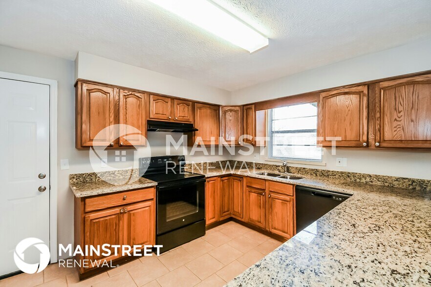 Building Photo - 1113 Grove Park Dr S