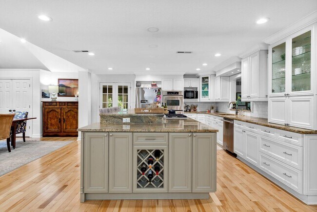 Building Photo - 7093 S Section Line Rd