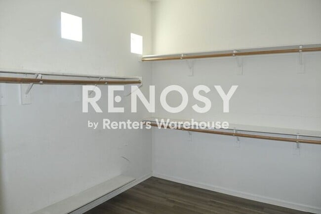 Building Photo - 4 BD + Office, 2.5 BA. 3-Car Garage w/ Pool in Litchfield Park!