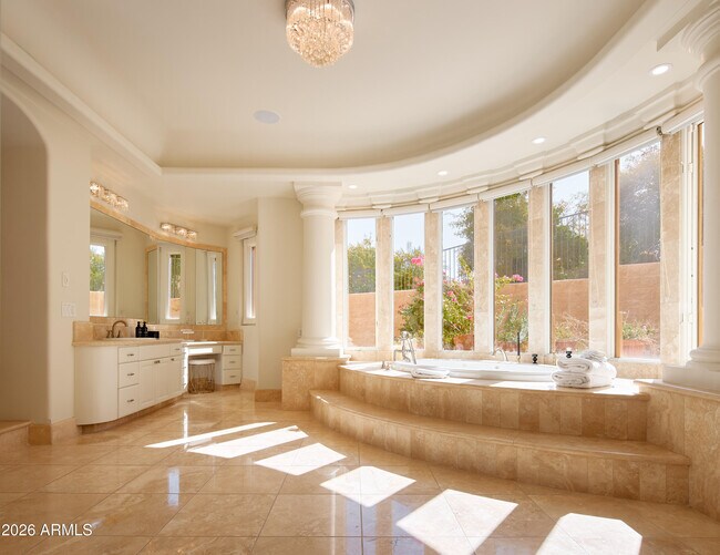 Building Photo - 4490 E Valley Vista Ln