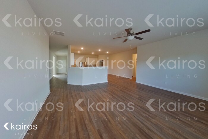 Building Photo - 3494 Bridgewood Dr