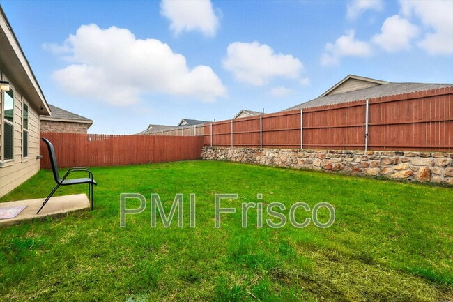 Building Photo - 1653 Bluffview Dr