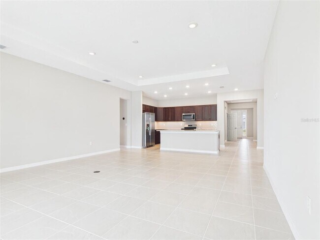 Building Photo - 5717 SW 71st Ct