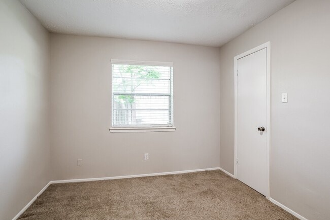 Building Photo - 4306 Hickorygate Dr