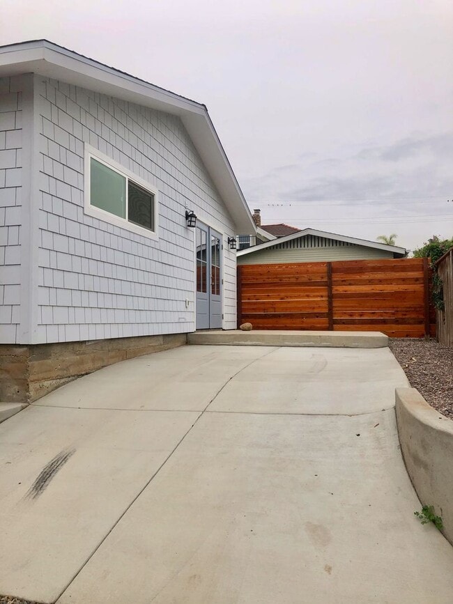 Building Photo - Brand new 2 Bedroom 1.5 Bath Cottage