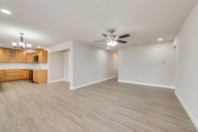 Building Photo - 4809 Jordan Park Dr