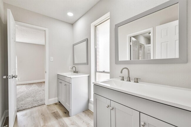 Building Photo - 23203 Pennsgrove Rd