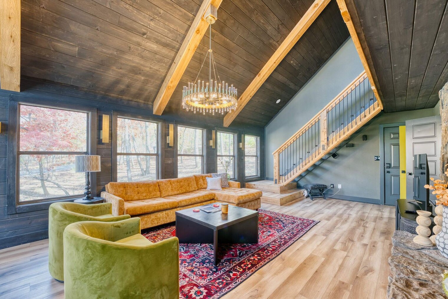 Building Photo - 1780 N Walnut Ave