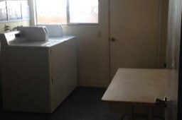 Laundry room - 3430 W 170th St
