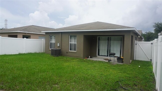 Building Photo - 7862 Carriage Pointe Dr