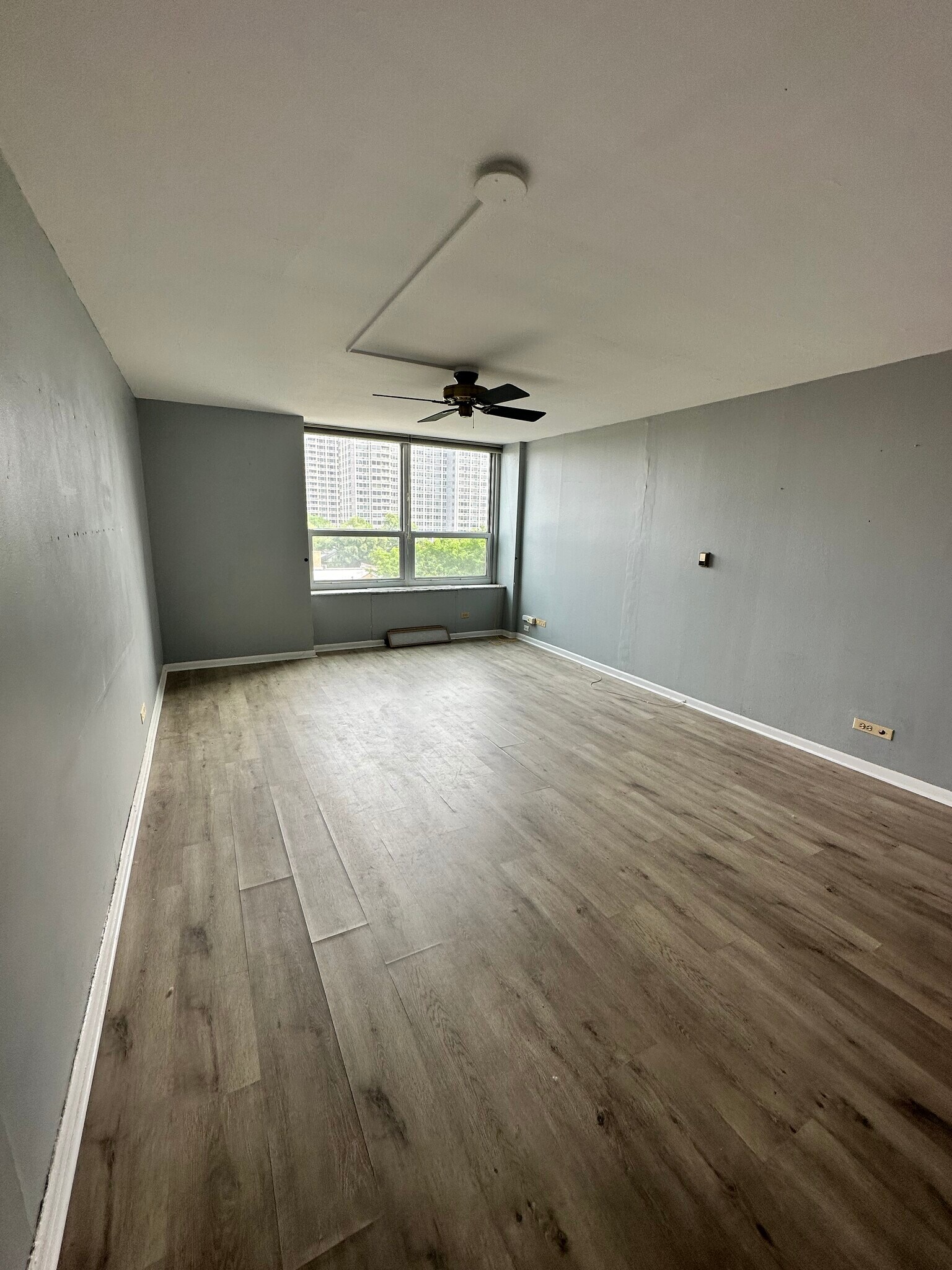 Building Photo - 720 W Gordon Ter