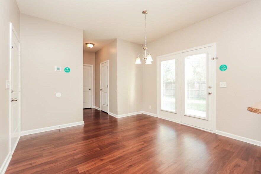 Building Photo - 5236 Nancy Seward Dr