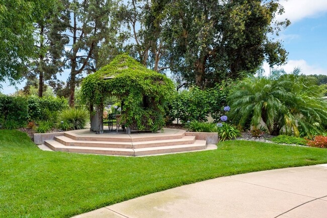 Building Photo - Wonderful Coronado Floorplan with 2 Car Garage