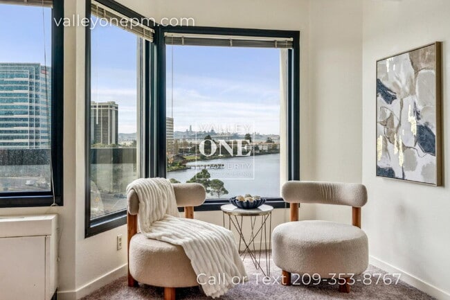 Building Photo - Fully Furnished Condo With Panoramic San Francisco Bay Views and Unbeatable Amenities