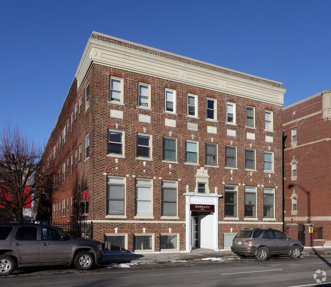 Primary Photo - Stonegate Apartments