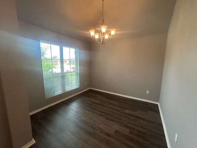 Building Photo - Updated South Fork Ranch Home