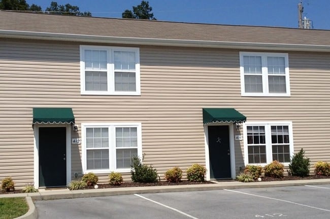 Primary Photo - Windsor Hills Apartments