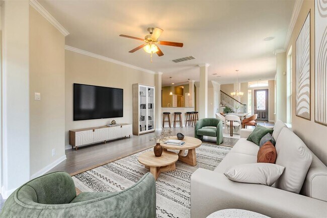 Building Photo - 405 S Meadowlark St