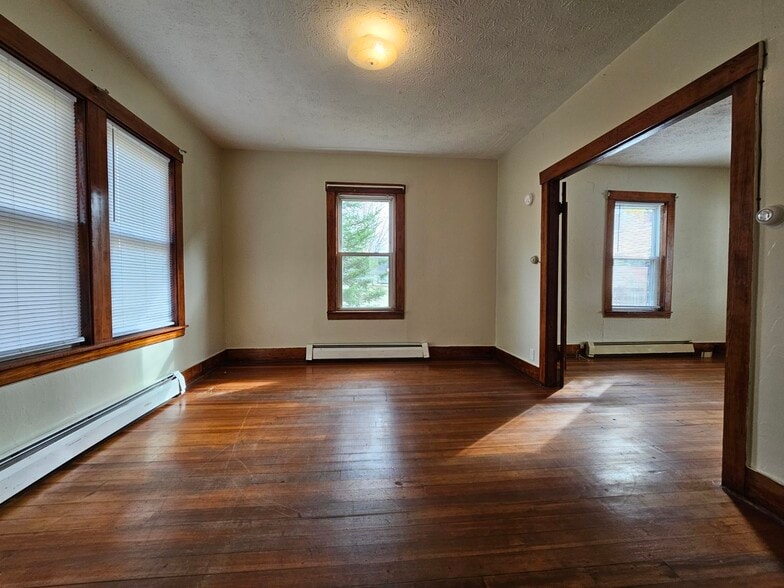 Building Photo - 13 Grove St