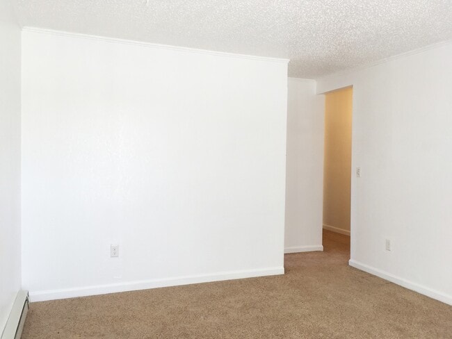 Building Photo - Pet Friendly 3 Bedroom Charmer located beh...