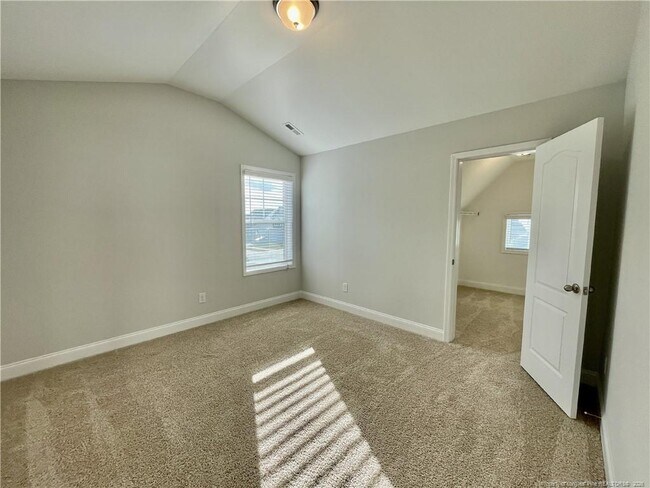 Building Photo - 155 Cromwell Ct