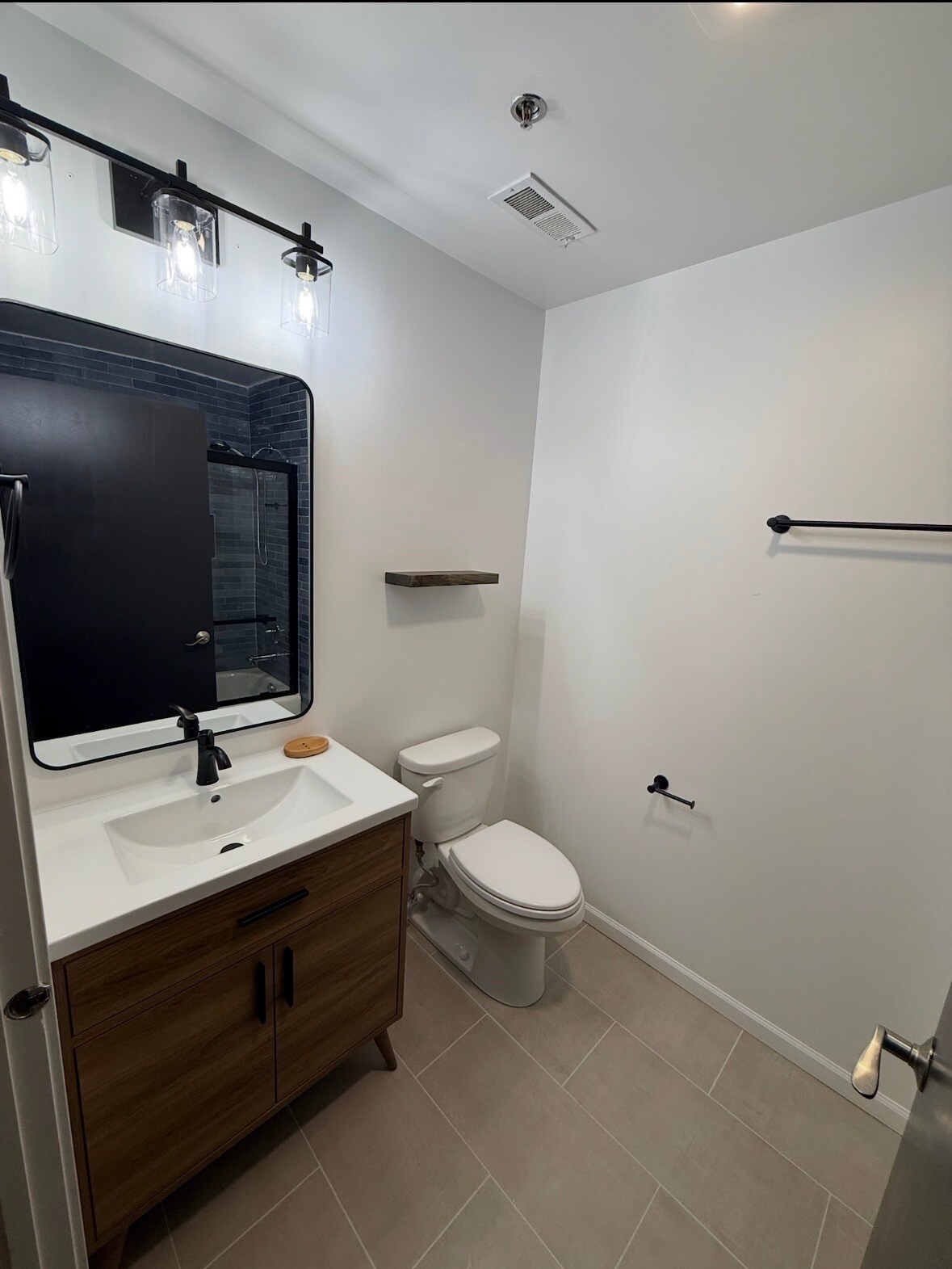 Second Bathroom - 6 S Laflin St