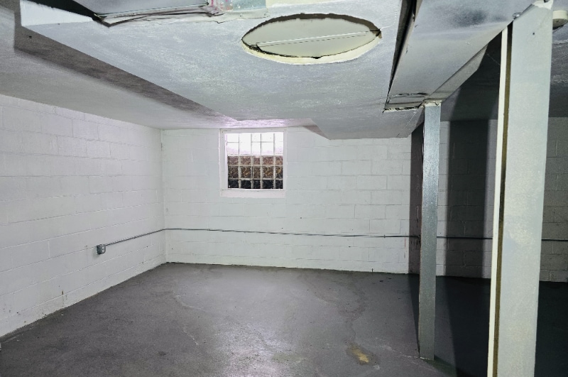 Building Photo - 19942 Norwood St