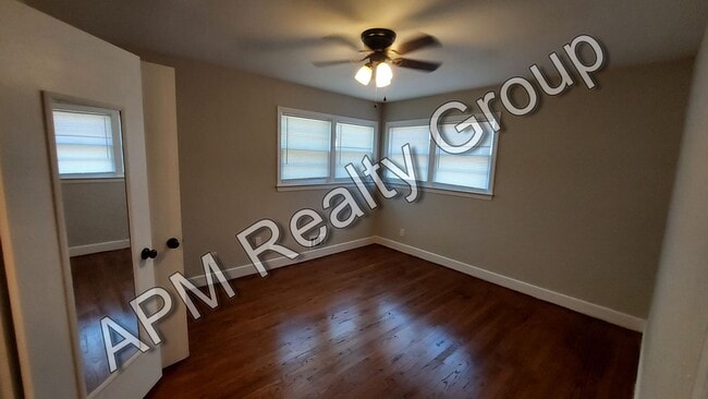 Building Photo - 1615 S Beltline Blvd