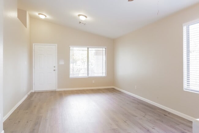 Building Photo - 13284 W Port Au Prince Ln