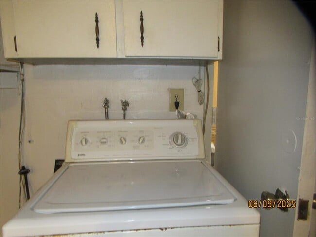 Building Photo - 2506 Mary Sue St