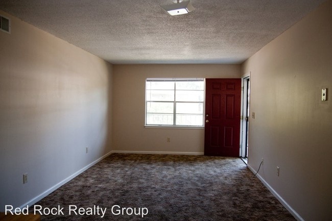 Building Photo - 1337 15th Ave S