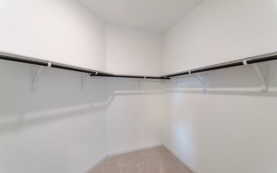 Building Photo - 11130 Hollinger Cir