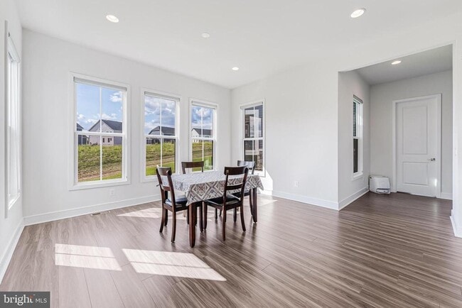 Building Photo - 23765 Fairfield Knl Ct