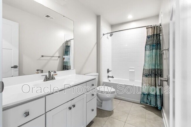 Building Photo - 2305 Wadlow Ln