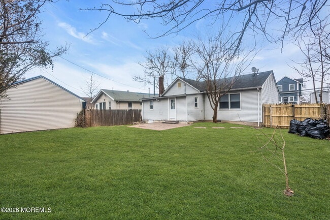 Building Photo - 119 Ocean Ave