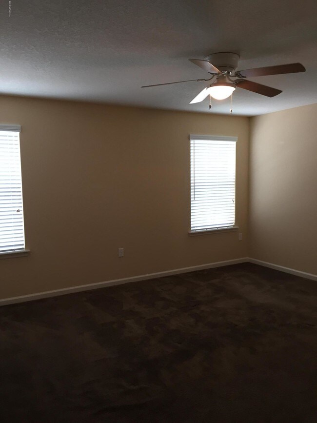 Building Photo - 3475 Biltmore Way