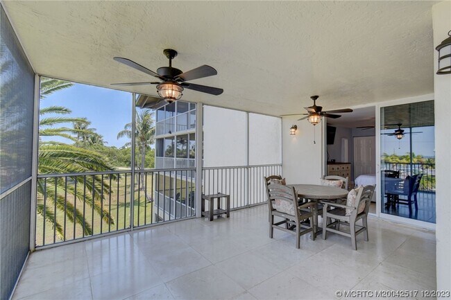 Building Photo - 8302 Marina Villa Dr