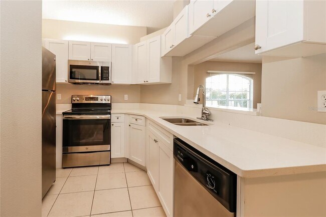 Building Photo - 1411 Cromwell Dr