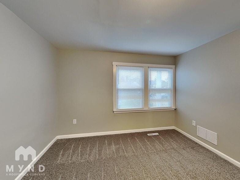 Building Photo - 1190 Geers Ave